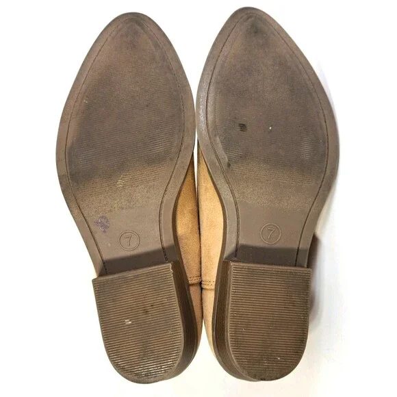 Universal Thread Faux Suede Brown Cowgirl Ankle Boots Womens Sz 7 Elastic Sides - Picture 7 of 8